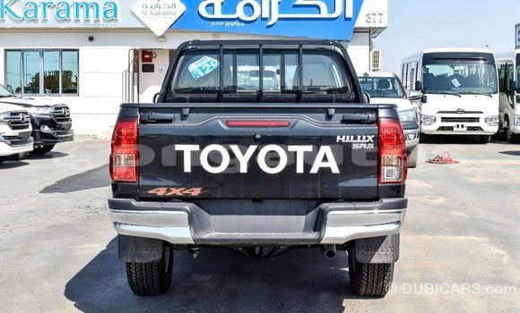 Acheter Import Voiture Toyota Hilux Noir à Import - Dubai, Enga Acheter Import Voiture Toyota Hilux Noir à Import - Dubai, Enga