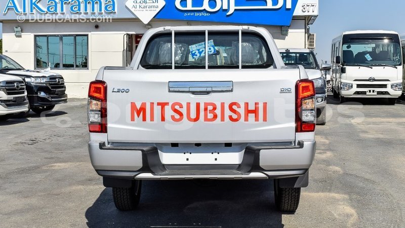 Big with watermark mitsubishi l200 enga import dubai 4434