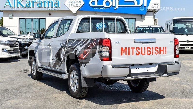 Big with watermark mitsubishi l200 enga import dubai 4434