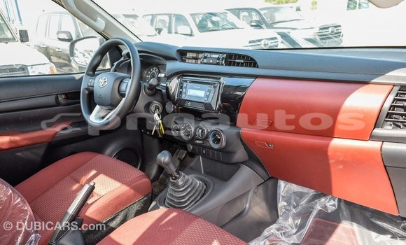 Acheter Import Voiture Toyota Hilux Autre à Import - Dubai, Enga Acheter Import Voiture Toyota Hilux Autre à Import - Dubai, Enga
