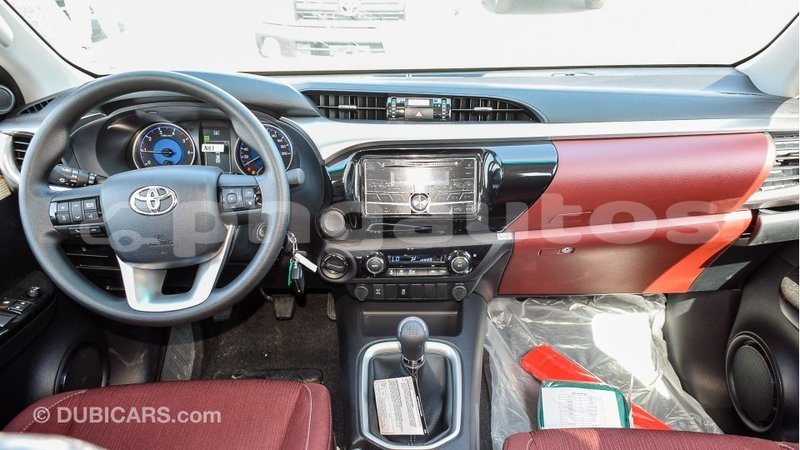 Big with watermark toyota hilux enga import dubai 4436