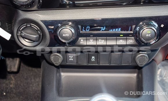 Acheter Import Voiture Toyota Hilux Autre à Import - Dubai, Enga Acheter Import Voiture Toyota Hilux Autre à Import - Dubai, Enga