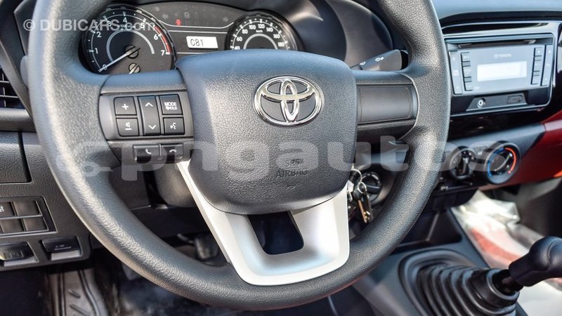 Big with watermark toyota hilux enga import dubai 4437