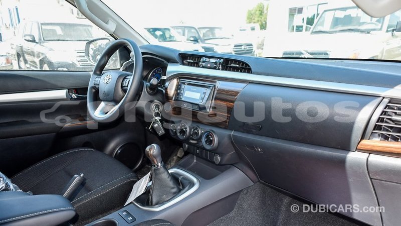 Big with watermark toyota hilux enga import dubai 4438