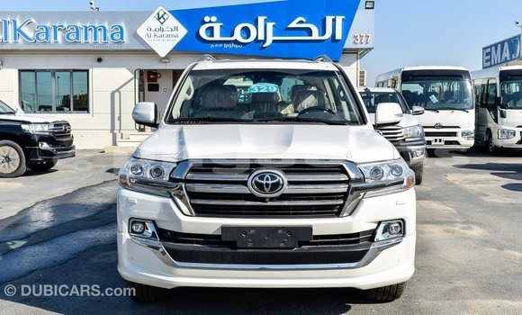 Acheter Import Voiture Toyota Land Cruiser Blanc à Import - Dubai, Enga Acheter Import Voiture Toyota Land Cruiser Blanc à Import - Dubai, Enga