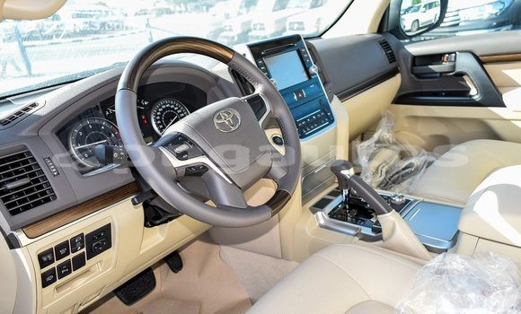Acheter Import Voiture Toyota Land Cruiser Noir à Import - Dubai, Enga Acheter Import Voiture Toyota Land Cruiser Noir à Import - Dubai, Enga