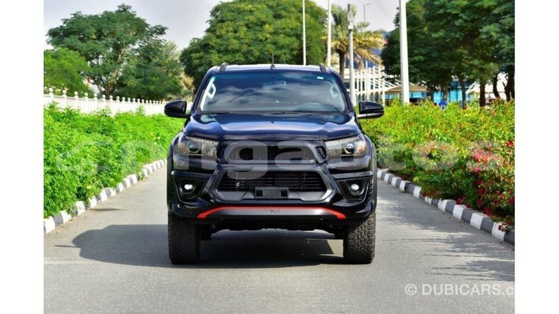 Big with watermark toyota hilux enga import dubai 4444