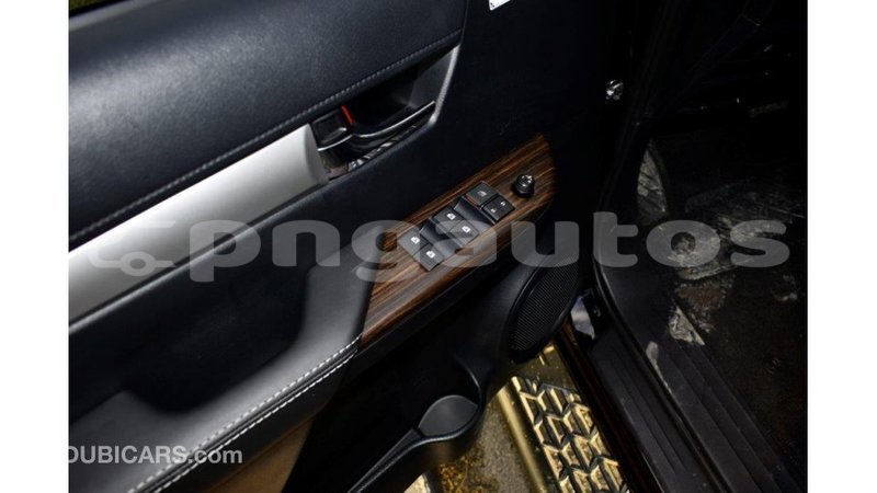 Big with watermark toyota hilux enga import dubai 4444