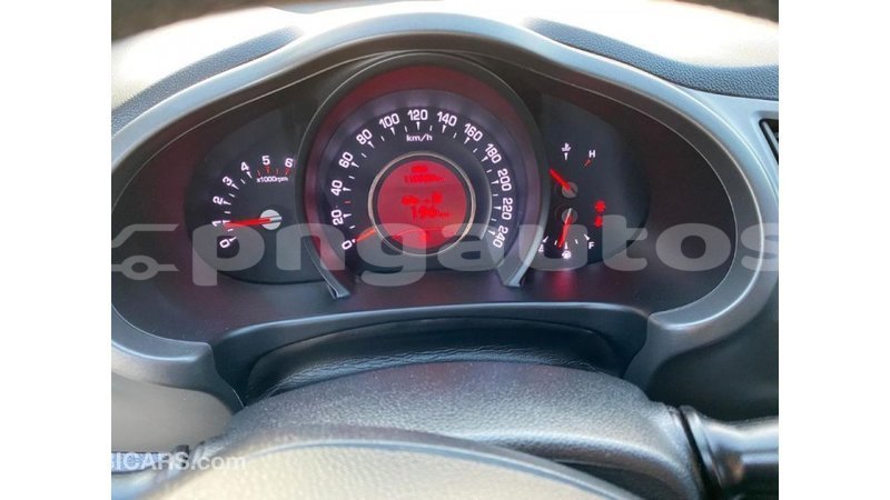 Big with watermark kia sportage enga import dubai 4451