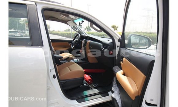 Buy Import Toyota Fortuner White Car in Import - Dubai in Enga Buy Import Toyota Fortuner White Car in Import - Dubai in Enga