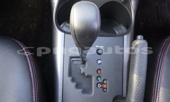 Buy Used Toyota RAV4 White Car in Port Moresby in National Capital District Buy Used Toyota RAV4 White Car in Port Moresby in National Capital District