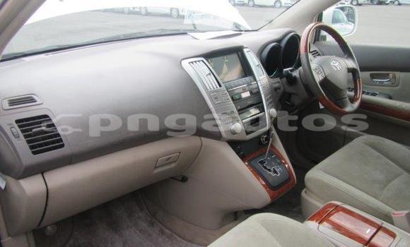 Buy Used Toyota Harrier White Car in Lae in Morobe Buy Used Toyota Harrier White Car in Lae in Morobe
