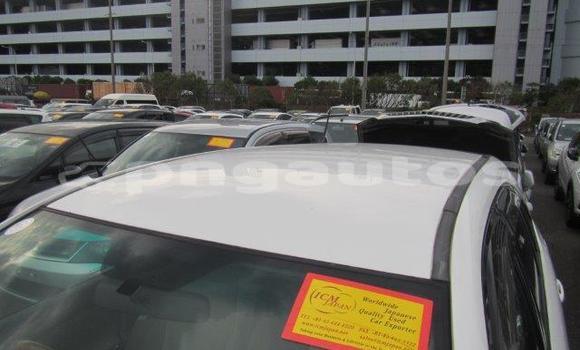 Buy Used Toyota Harrier White Car in Lae in Morobe Buy Used Toyota Harrier White Car in Lae in Morobe