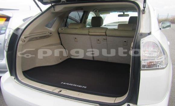 Buy Used Toyota Harrier White Car in Lae in Morobe Buy Used Toyota Harrier White Car in Lae in Morobe