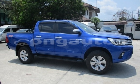 Buy Used Toyota Hilux Blue Car in Port Moresby in National Capital District Buy Used Toyota Hilux Blue Car in Port Moresby in National Capital District