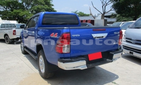 Buy Used Toyota Hilux Blue Car in Port Moresby in National Capital District Buy Used Toyota Hilux Blue Car in Port Moresby in National Capital District