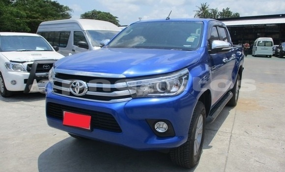 Buy Used Toyota Hilux Blue Car in Port Moresby in National Capital District Buy Used Toyota Hilux Blue Car in Port Moresby in National Capital District