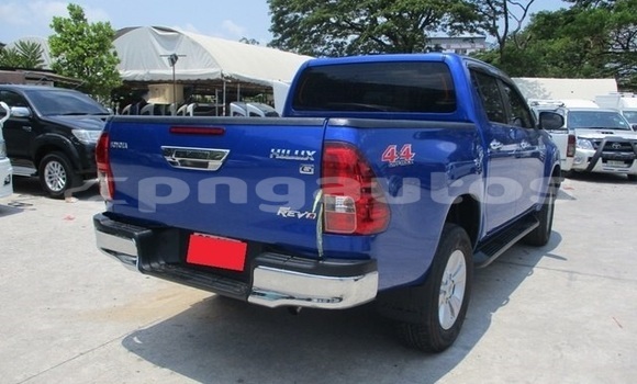Buy Used Toyota Hilux Blue Car in Port Moresby in National Capital District Buy Used Toyota Hilux Blue Car in Port Moresby in National Capital District