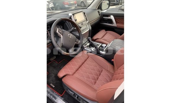 Buy Import Toyota Land Cruiser Black Car in Import - Dubai in Enga Buy Import Toyota Land Cruiser Black Car in Import - Dubai in Enga