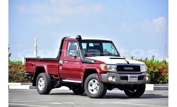 Buy Import Toyota Land Cruiser Red Car in Import - Dubai in Enga Buy Import Toyota Land Cruiser Red Car in Import - Dubai in Enga