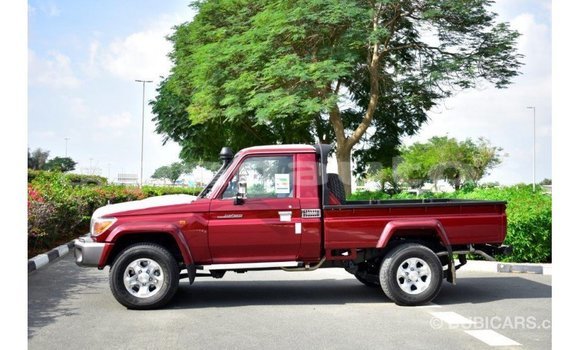 Buy Import Toyota Land Cruiser Red Car in Import - Dubai in Enga Buy Import Toyota Land Cruiser Red Car in Import - Dubai in Enga