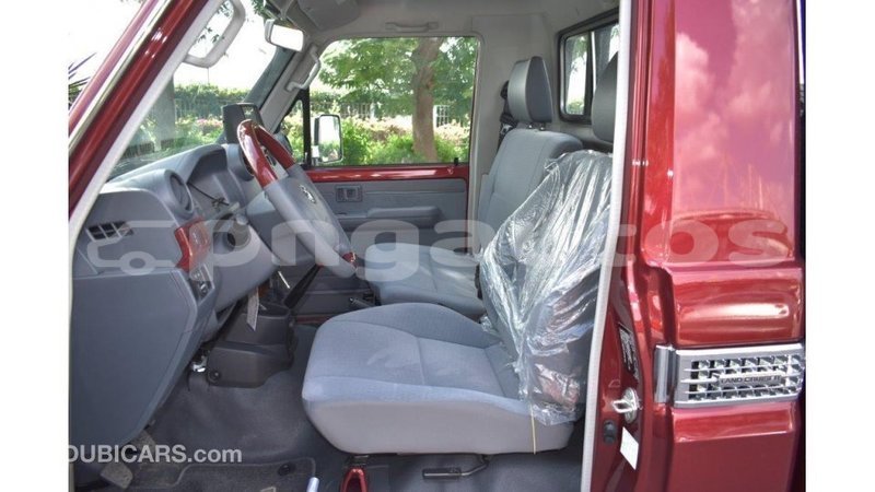 Big with watermark toyota land cruiser enga import dubai 4468