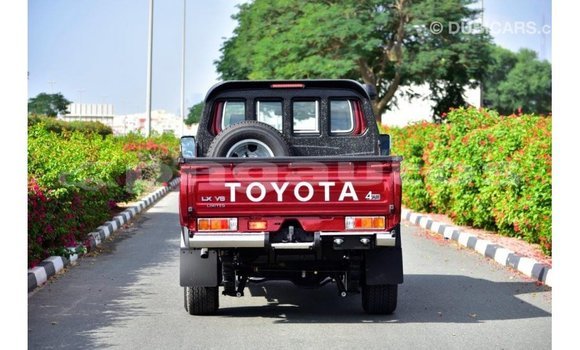 Buy Import Toyota Land Cruiser Red Car in Import - Dubai in Enga Buy Import Toyota Land Cruiser Red Car in Import - Dubai in Enga