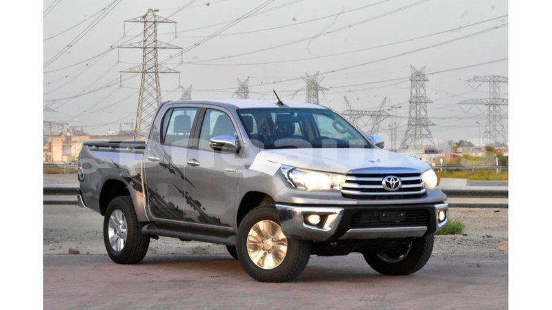 Big with watermark toyota hilux enga import dubai 4472