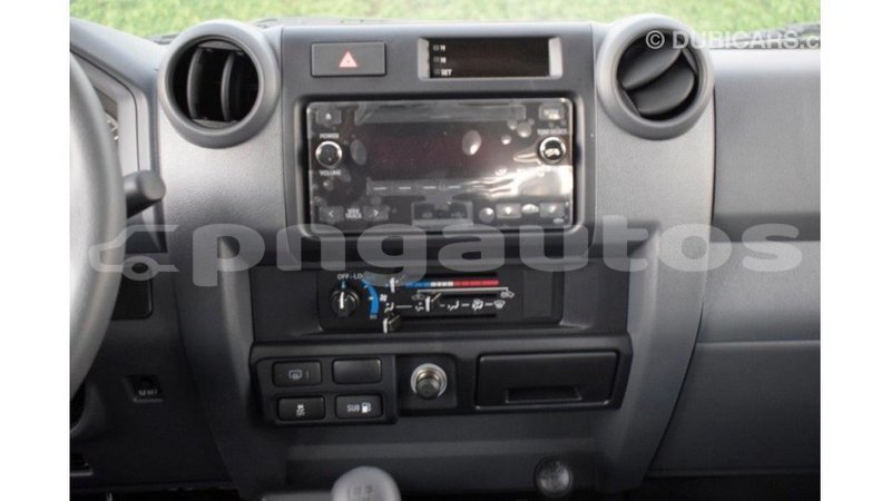 Big with watermark toyota land cruiser enga import dubai 4484