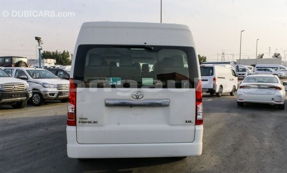 Buy Import Toyota Hiace White Car in Import - Dubai in Enga Buy Import Toyota Hiace White Car in Import - Dubai in Enga