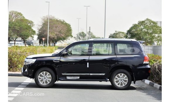 Buy Import Toyota Land Cruiser Black Car in Import - Dubai in Enga Buy Import Toyota Land Cruiser Black Car in Import - Dubai in Enga