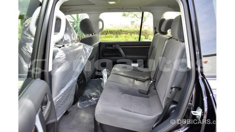 Big with watermark toyota land cruiser enga import dubai 4492