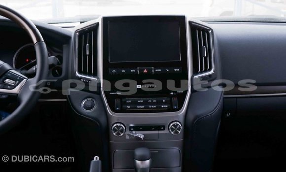 Buy Import Toyota Land Cruiser Black Car in Import - Dubai in Enga Buy Import Toyota Land Cruiser Black Car in Import - Dubai in Enga