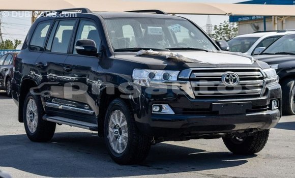 Buy Import Toyota Land Cruiser Black Car in Import - Dubai in Enga Buy Import Toyota Land Cruiser Black Car in Import - Dubai in Enga