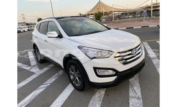 Buy Import Hyundai Santa Fe White Car in Import - Dubai in Enga Buy Import Hyundai Santa Fe White Car in Import - Dubai in Enga