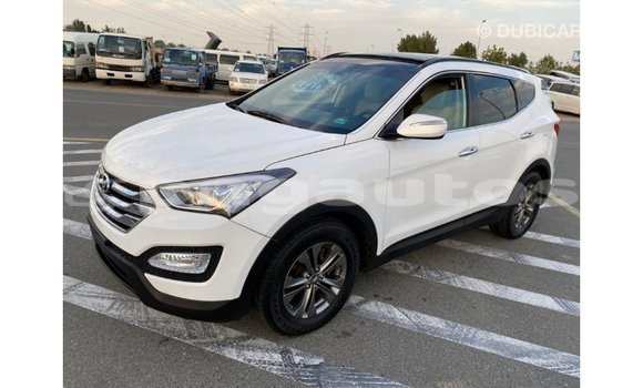 Buy Import Hyundai Santa Fe White Car in Import - Dubai in Enga Buy Import Hyundai Santa Fe White Car in Import - Dubai in Enga