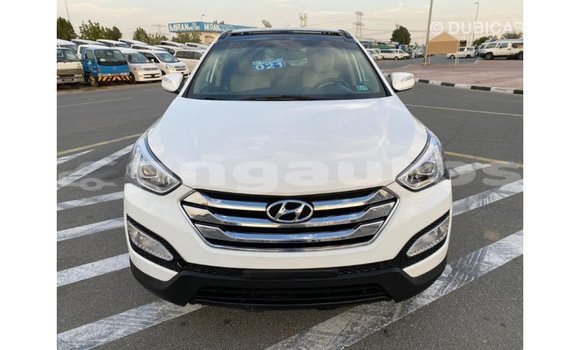 Buy Import Hyundai Santa Fe White Car in Import - Dubai in Enga Buy Import Hyundai Santa Fe White Car in Import - Dubai in Enga