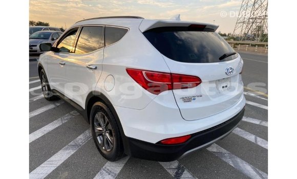 Buy Import Hyundai Santa Fe White Car in Import - Dubai in Enga Buy Import Hyundai Santa Fe White Car in Import - Dubai in Enga