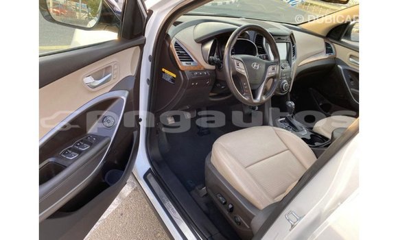 Buy Import Hyundai Santa Fe White Car in Import - Dubai in Enga Buy Import Hyundai Santa Fe White Car in Import - Dubai in Enga