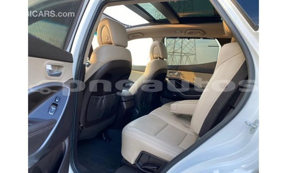 Buy Import Hyundai Santa Fe White Car in Import - Dubai in Enga Buy Import Hyundai Santa Fe White Car in Import - Dubai in Enga