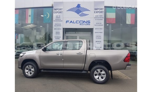 Buy Import Toyota Hilux Other Car in Import - Dubai in Enga Buy Import Toyota Hilux Other Car in Import - Dubai in Enga