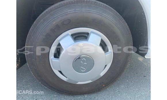 Buy Import Hyundai Accent White Car in Import - Dubai in Enga Buy Import Hyundai Accent White Car in Import - Dubai in Enga