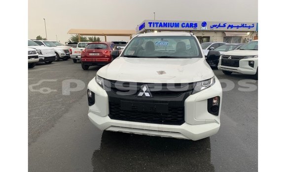 Buy Import Mitsubishi L200 White Car in Import - Dubai in Enga Buy Import Mitsubishi L200 White Car in Import - Dubai in Enga