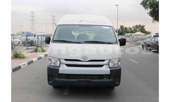Buy Import Toyota Hiace White Car in Import - Dubai in Enga Buy Import Toyota Hiace White Car in Import - Dubai in Enga
