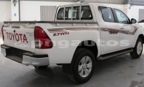 Buy Import Toyota Hilux White Car in Import - Dubai in Enga Buy Import Toyota Hilux White Car in Import - Dubai in Enga