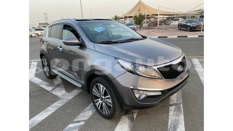 Big with watermark kia sportage enga import dubai 4537