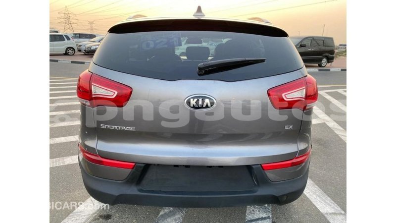 Big with watermark kia sportage enga import dubai 4537