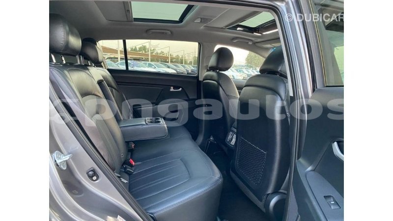 Big with watermark kia sportage enga import dubai 4537