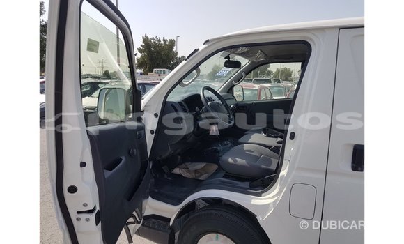Acheter Import Voiture Toyota Hiace Blanc à Import - Dubai, Enga Acheter Import Voiture Toyota Hiace Blanc à Import - Dubai, Enga