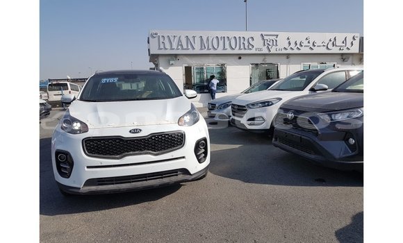 Acheter Import Voiture Kia Sportage Blanc à Import - Dubai, Enga Acheter Import Voiture Kia Sportage Blanc à Import - Dubai, Enga